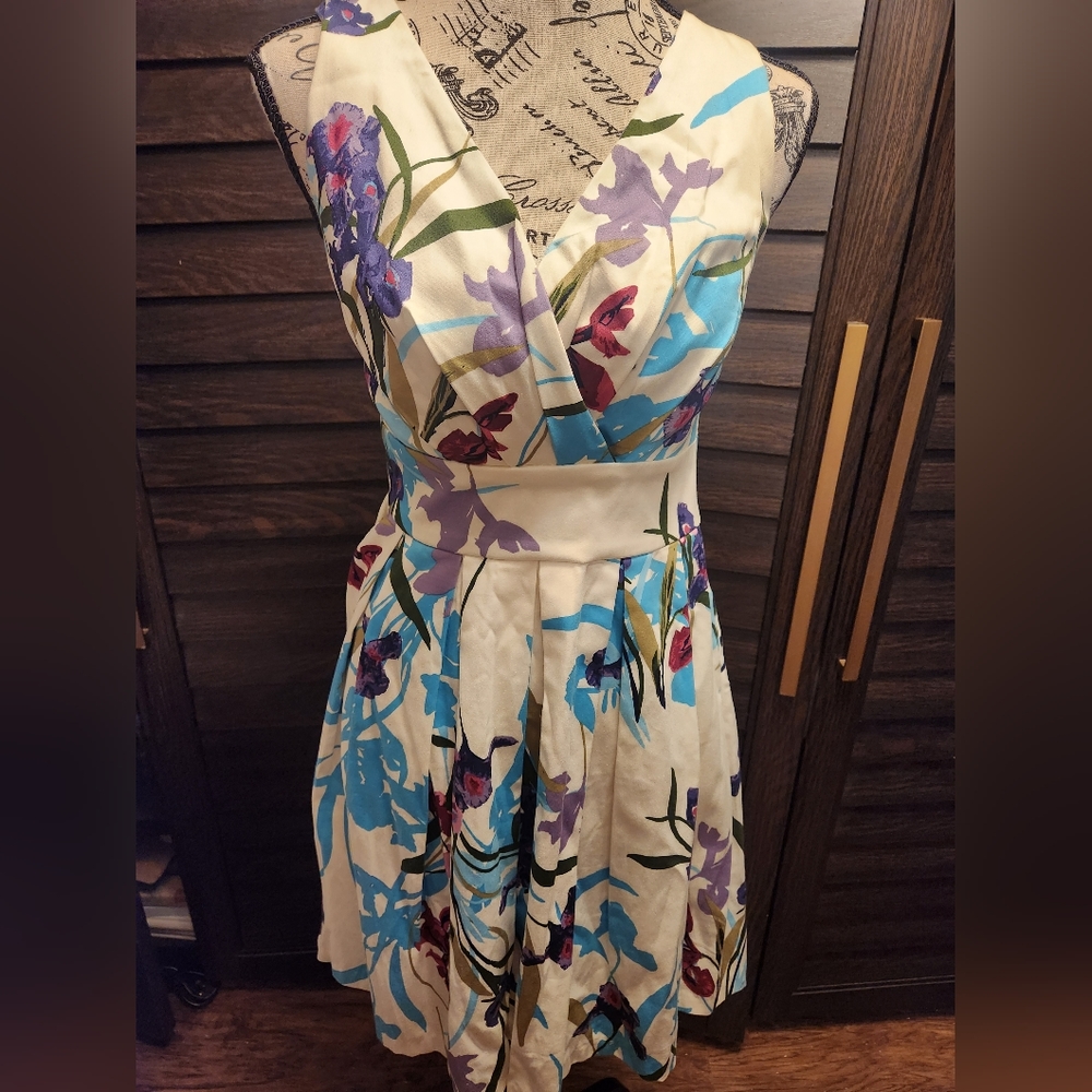 Ixia large floral vintage style dress